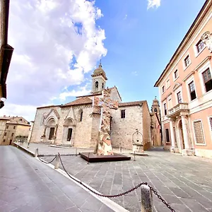 https://antico-borgo.it-tuscanyhotel.com